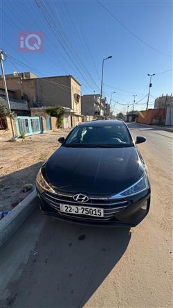 هیوندای ئەلەنترا